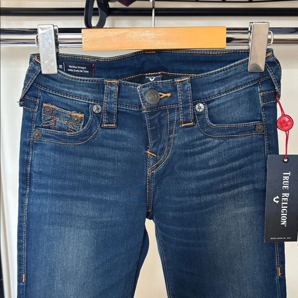 NWT True Religion - Mid Rise Straight - Picture 2 of 8